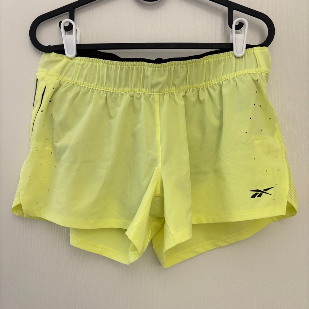 Les Mills x Reebok Women's Yellow Running Shorts